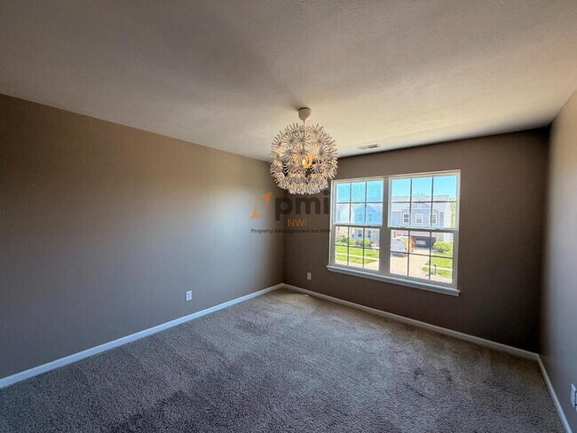 Building Photo - 2707 Westwind Dr