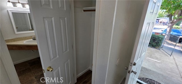 Building Photo - 15200 Highlands Harbor Dr