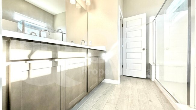 Building Photo - 40974 W Hillman Dr