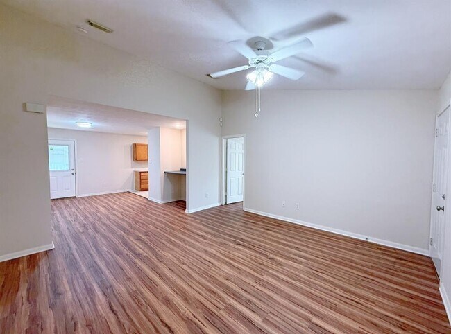 Building Photo - 5328 Tallowpine Terrace
