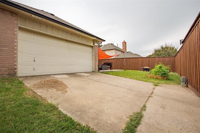 Building Photo - 1817 Walters Dr