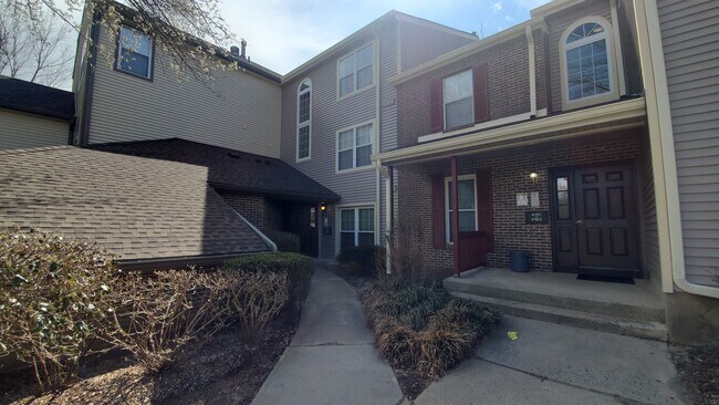 Building Photo - 4182 Bayberry Ct