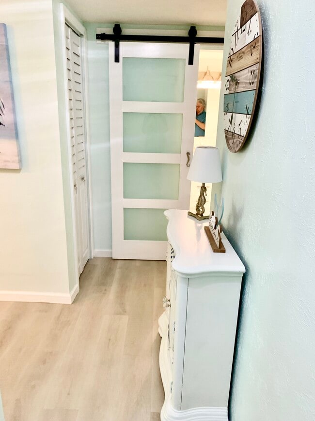 Building Photo - 4225 38th Ave S