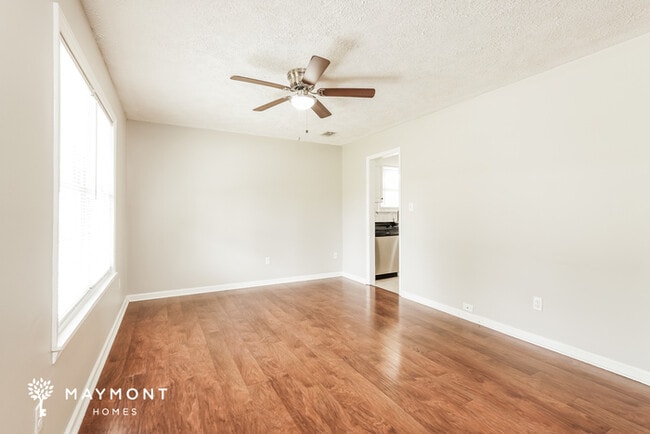 Building Photo - 610 Merrymont Dr