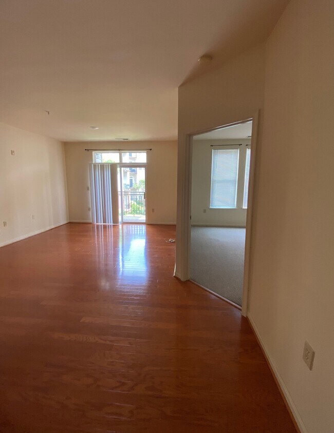 Building Photo - 2665 Prosperity Ave