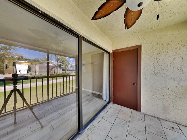 Building Photo - 3260 Candle Ridge Dr