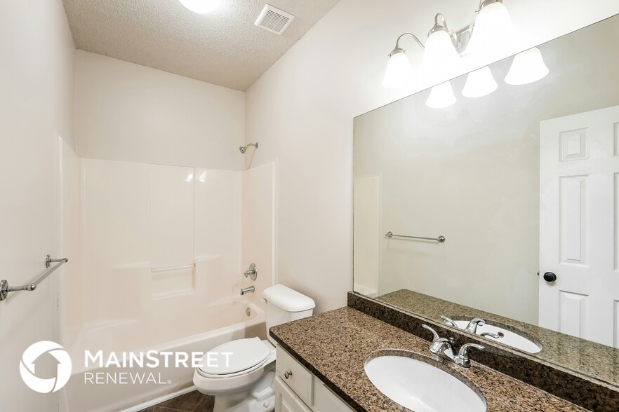 Building Photo - 1144 Amberley Woods Dr