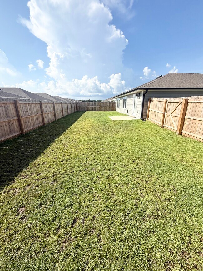 Building Photo - 4335 Redbay Ct