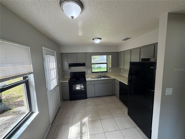 Building Photo - 116 Shannon Dr