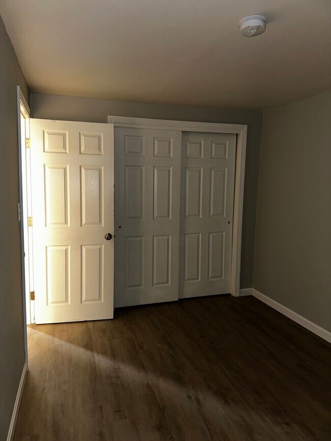 Building Photo - 54 Old Concord Turnpike