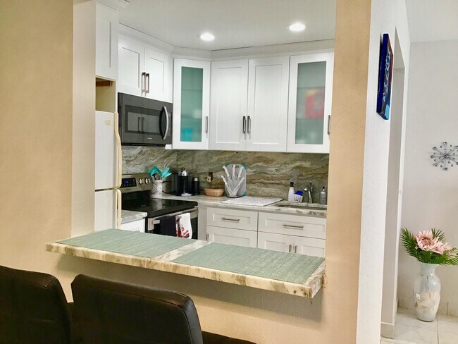 Building Photo - 239 Brittany F