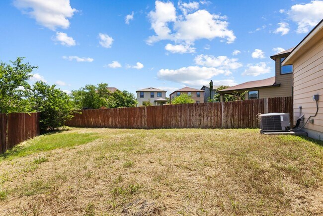 Building Photo - 5114 Mustang Cove