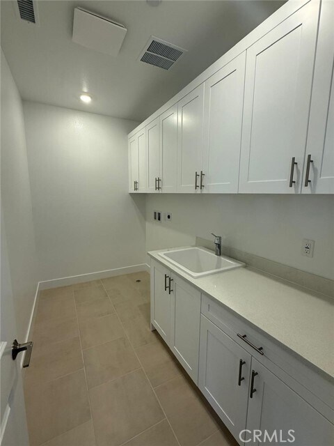 Building Photo - 153 Great Park Blvd