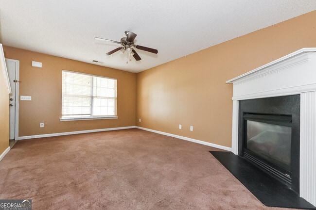 Building Photo - 203 London Dr