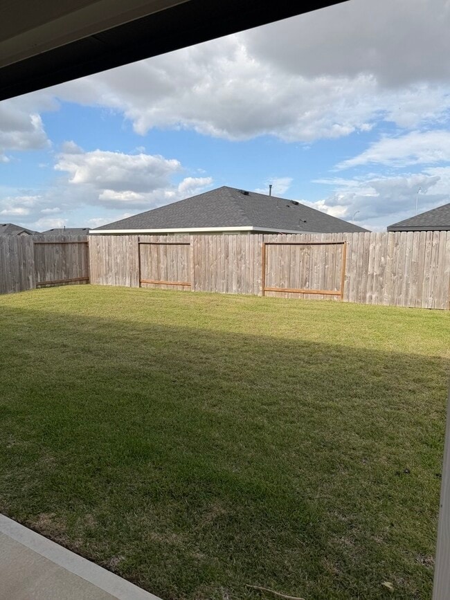 Building Photo - 31138 Delamere Turn Trial