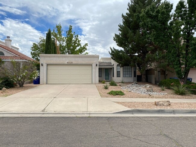 Location, location! Updated 3 Br, 2 Bath ... - Location, location!  Updated 3 Br, 2 Bath ...