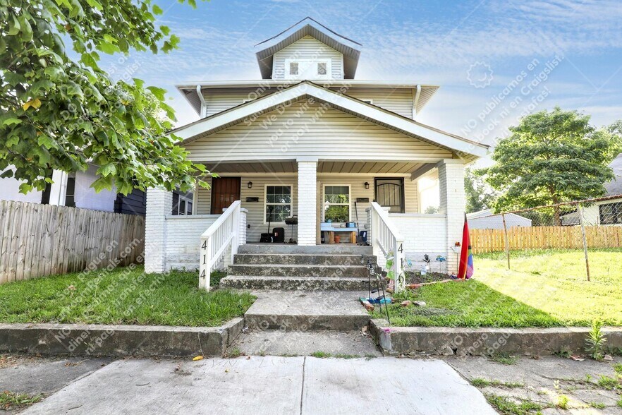 Building Photo - 414 N Temple Ave