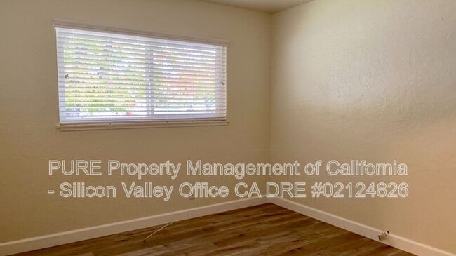 Building Photo - 2831 Union Ave