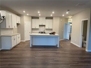 Building Photo - 500 Duval Dr
