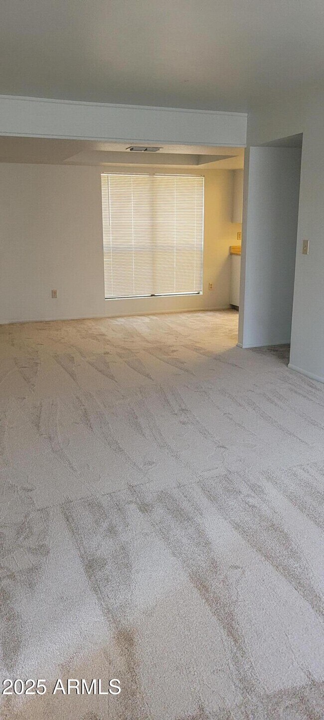 Building Photo - 3119 W Cochise Dr