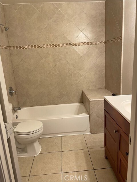 Building Photo - 6141 Marbrisa Ave