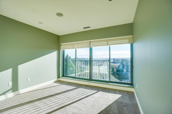 Building Photo - BEAUTIFUL TWO BEDROOM CONDO DOWNTOWN VANCOUVER