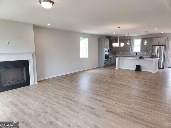 Building Photo - 821 York Aly