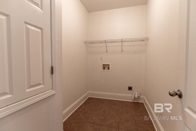 Building Photo - 101 Normandy St