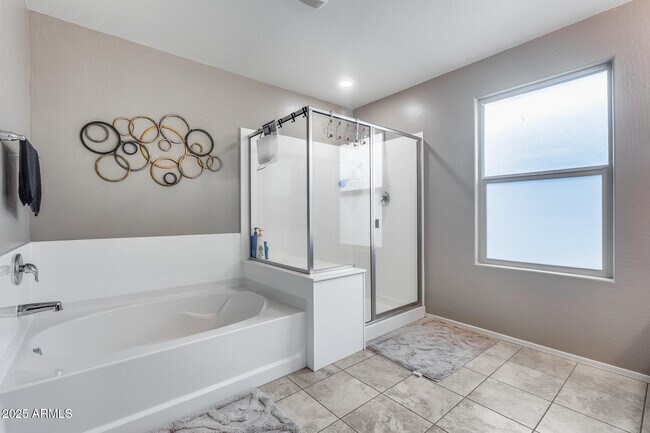 Building Photo - 6853 E Posada Cir