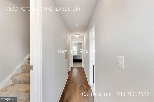 Building Photo - 4600 Potomac Highlands Cir