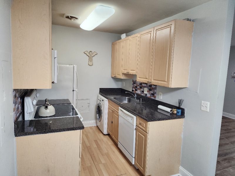 Building Photo - 1005 Chillum Rd