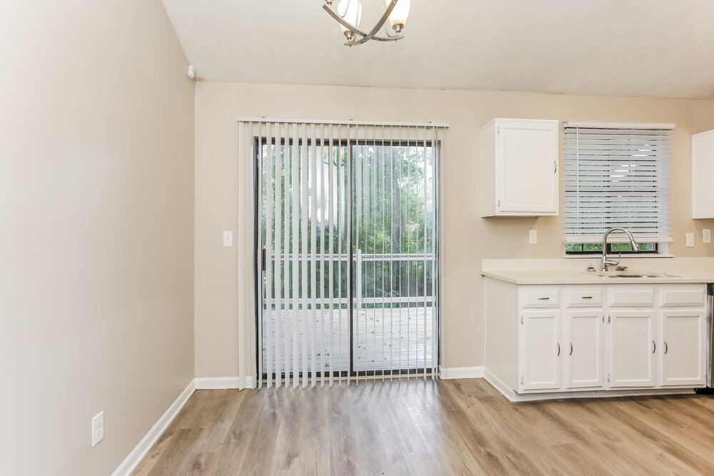Building Photo - 3824 Skidmore Dr