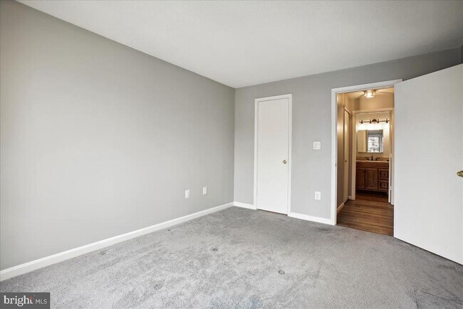 Building Photo - 6939 Mary Caroline Cir