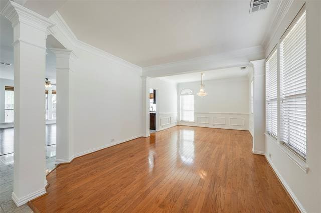 Building Photo - 917 Crestview Dr