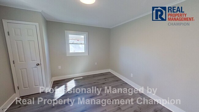 Building Photo - Updated 3 BD/1.5 BA Home in the Heart of Downtown Wilmington