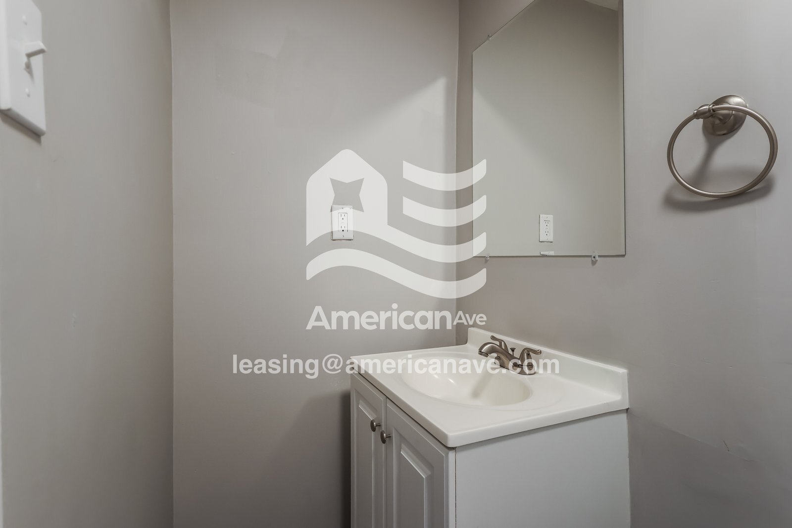 Building Photo - 3315 Hale Ave