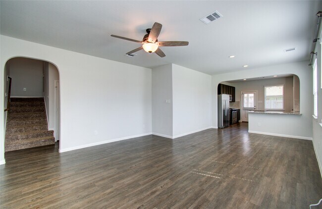 Building Photo - 3504 Cannon Dr