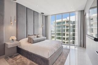 Building Photo - 2241 SE 17th St