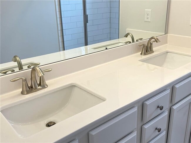 Building Photo - 2483 Scarlet Maple Alley