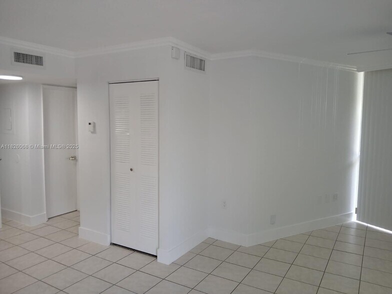 Building Photo - 6955 NW 186th St