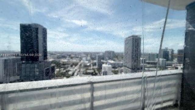 Building Photo - 460 NE 28th St