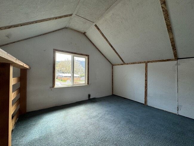 Building Photo - 212 Moreland Ave
