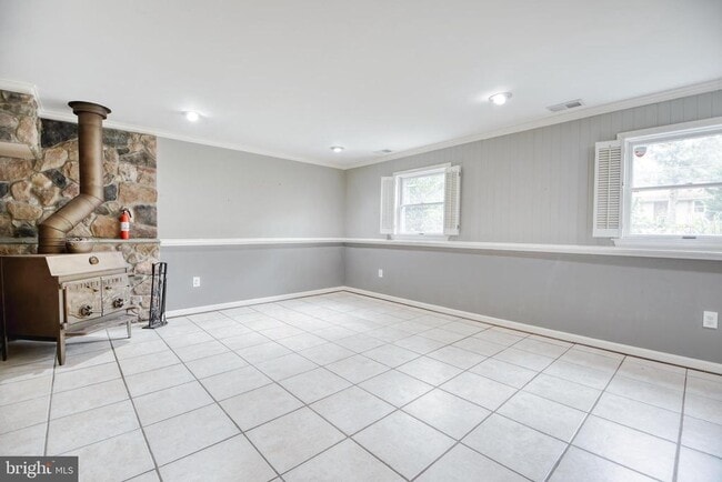 Building Photo - 800 Baltimore Annapolis Blvd