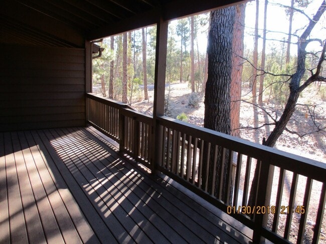 Building Photo - 6907 Mercury Dr