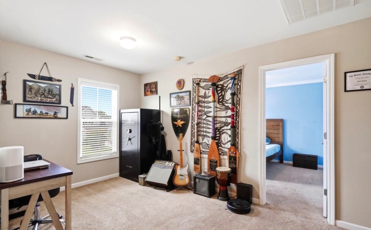 Building Photo - 553 Montego Ct