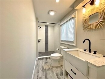 Building Photo - 40 Amherst St