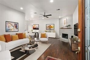 Building Photo - 1318 Peden St