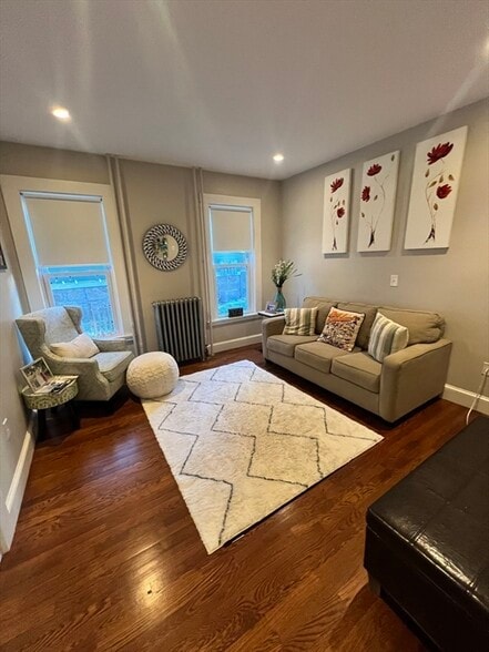 Building Photo - 68 Day St