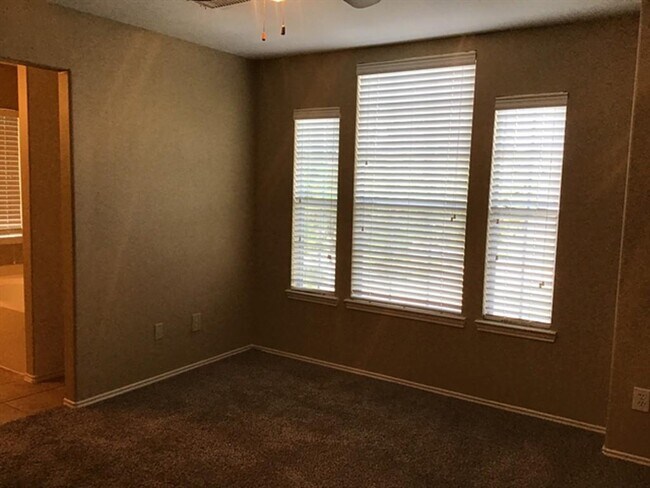 Building Photo - 11723 Coconino Ln