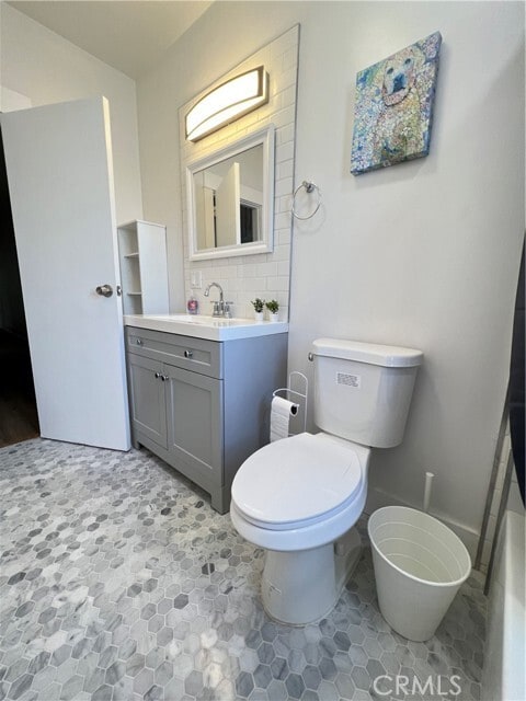 Building Photo - 601 W 41st St